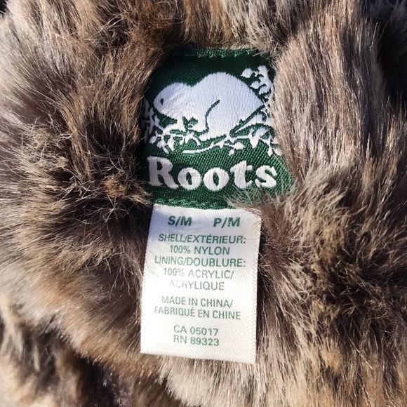 Roots Faux Fur Lined/Quilted Trapper/Aviator Hat - Picture 4 of 5
